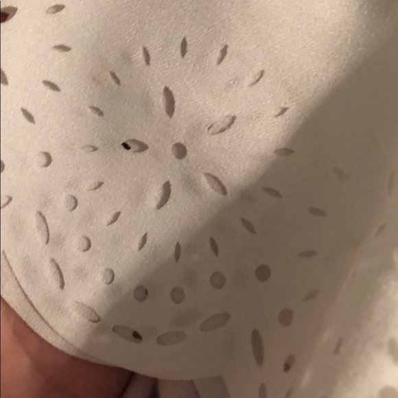 Small SHEIN white blouse - Picture 2 of 2